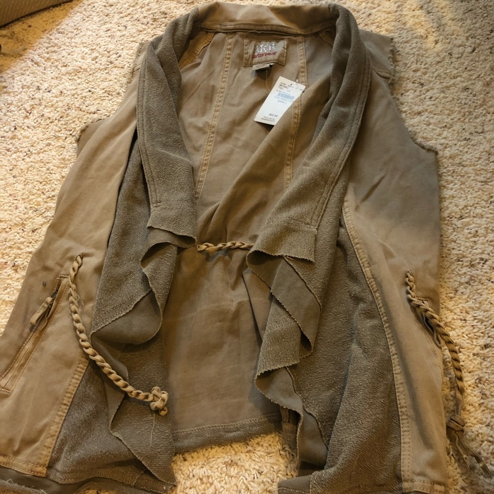 BKE Vest